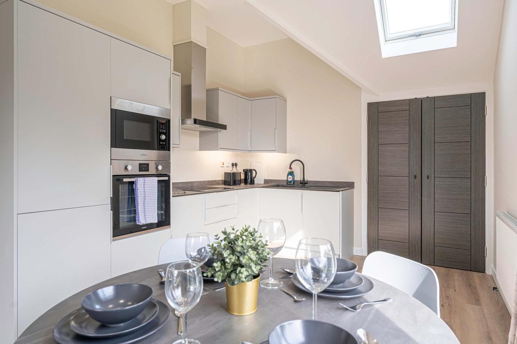 Stylish 2 Bedroom Apartments In Derby Kültér fotó