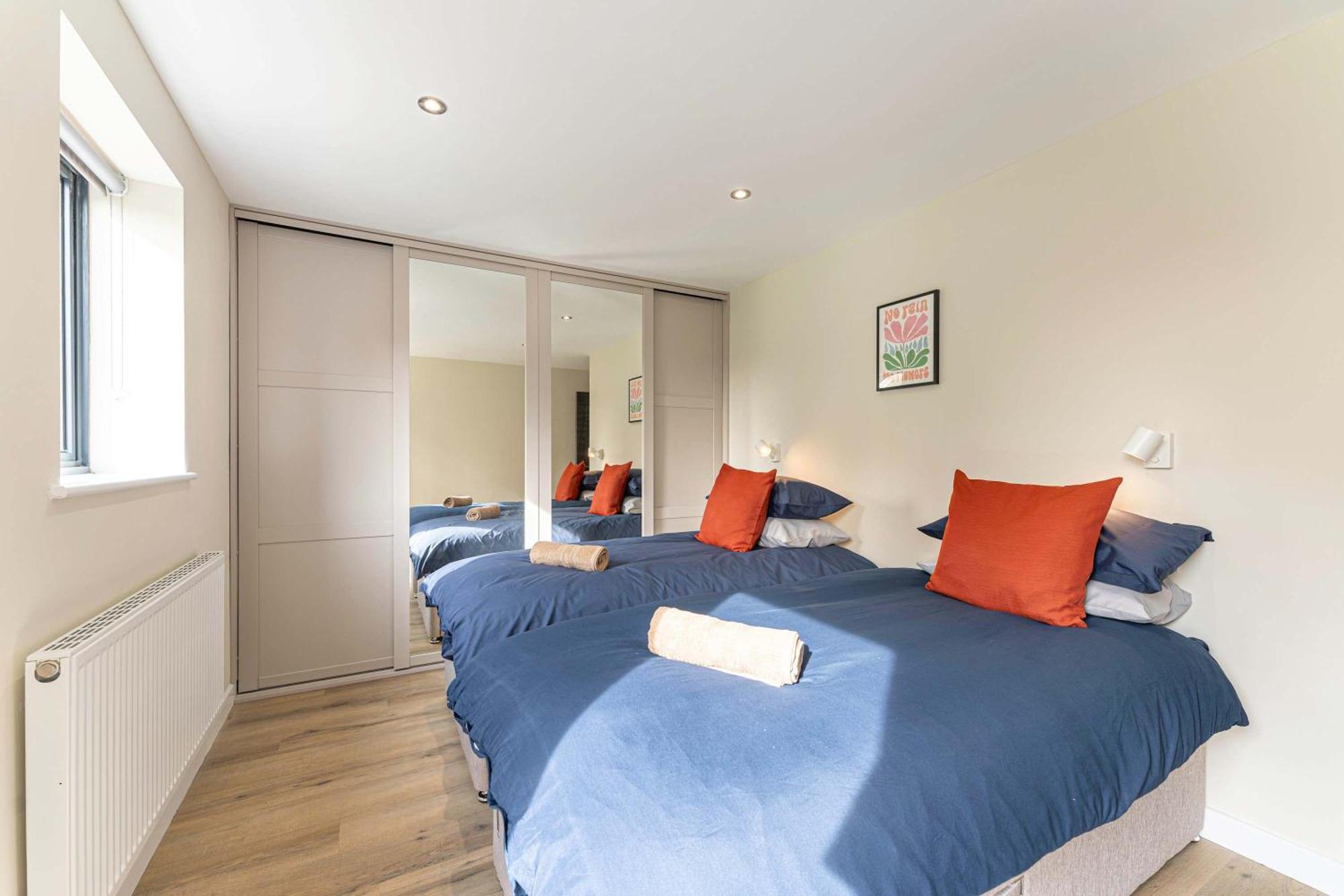 Stylish 2 Bedroom Apartments In Derby Kültér fotó